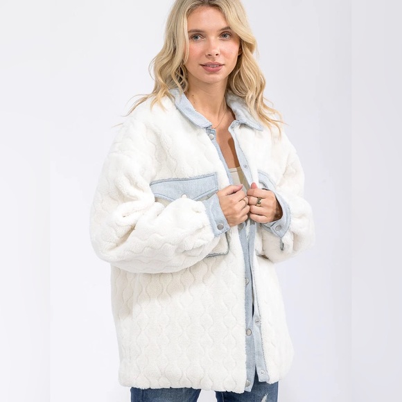 Jackets & Blazers - Women's White and Gray Jacket